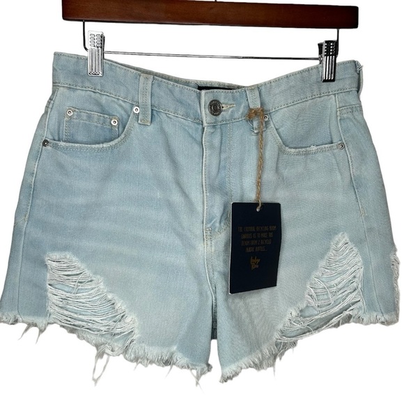 New Indigo Reign Women’s Super High Rise Shorts 7/27 Distressed BNWOT - Picture 1 of 5